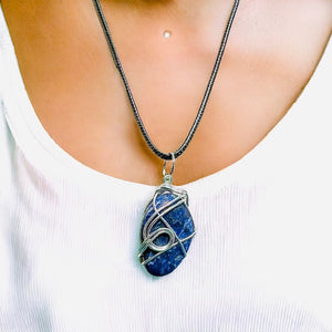 Handmade Natural Blue Sodalite Gemstone Necklace