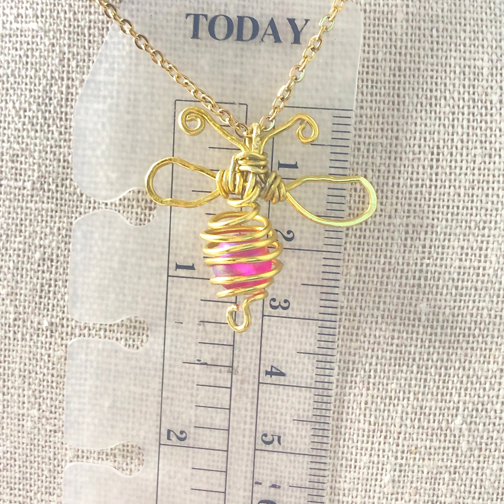 Personalized bead queen bee necklace, Honey bee pendant, Bumblebee insect jewelry, Bumble bee nature charm, Gold bee healing necklace
