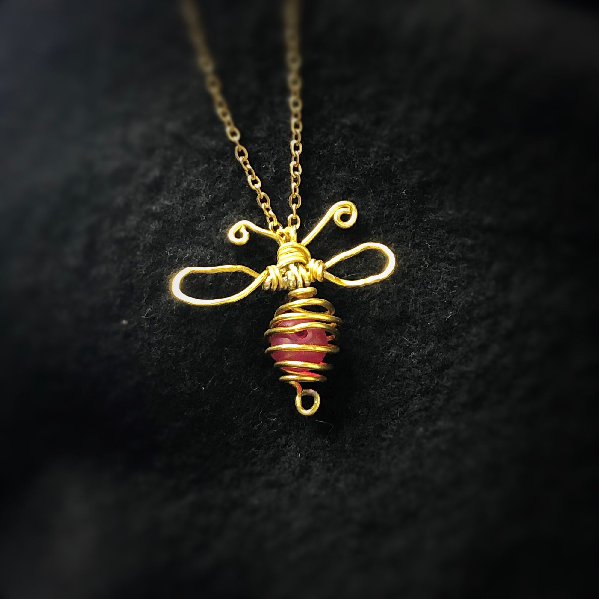 Personalized Cottagecore gold bee necklace pendant • Cottage core nature insect jewelry • Wire wrapped queen bee pendant bee keeping gift