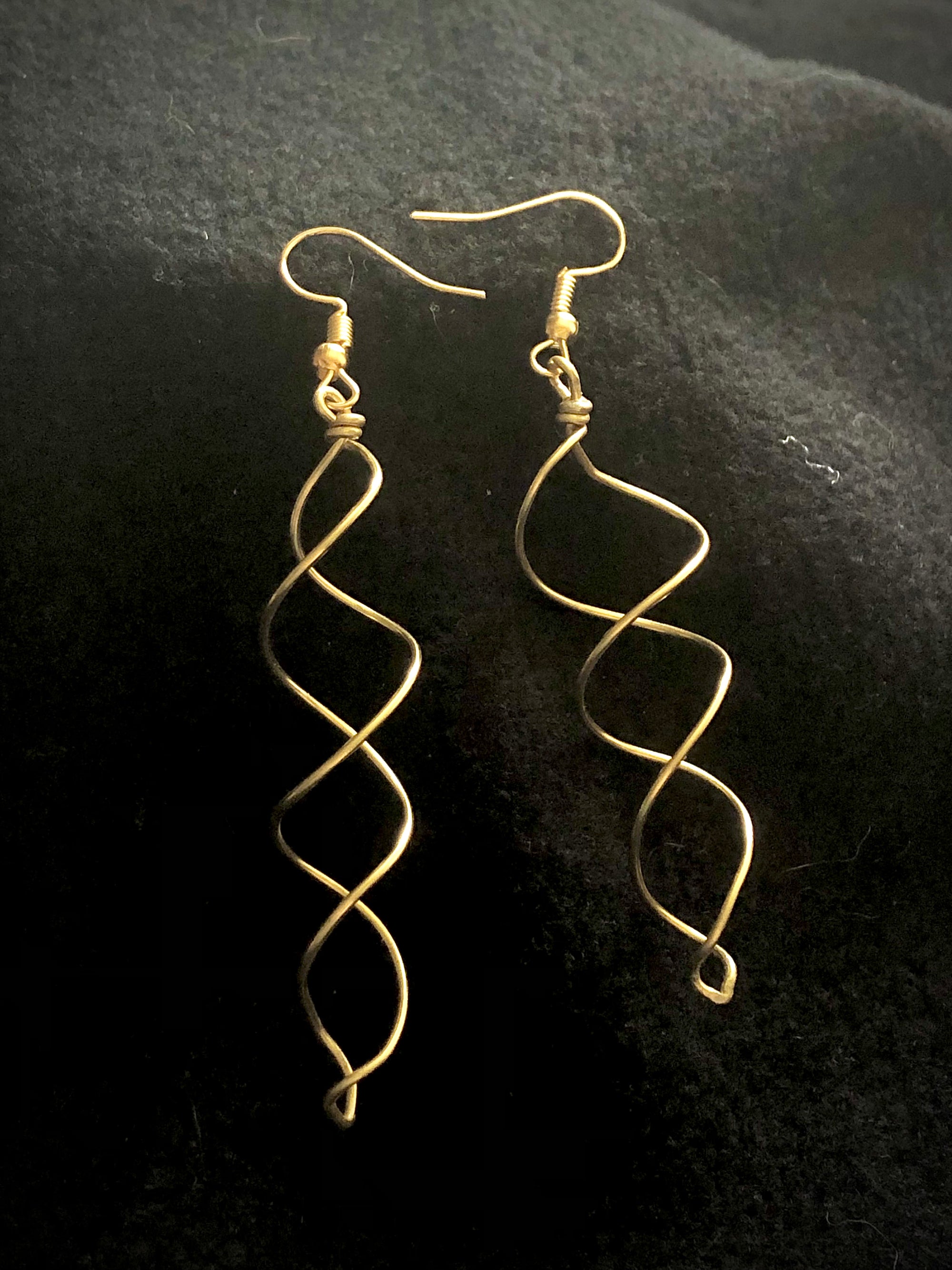 DNA science earrings biology and science jewelry, Gold double helix earrings, Simple dangle earrings, drop earrings • silver, rose gold too